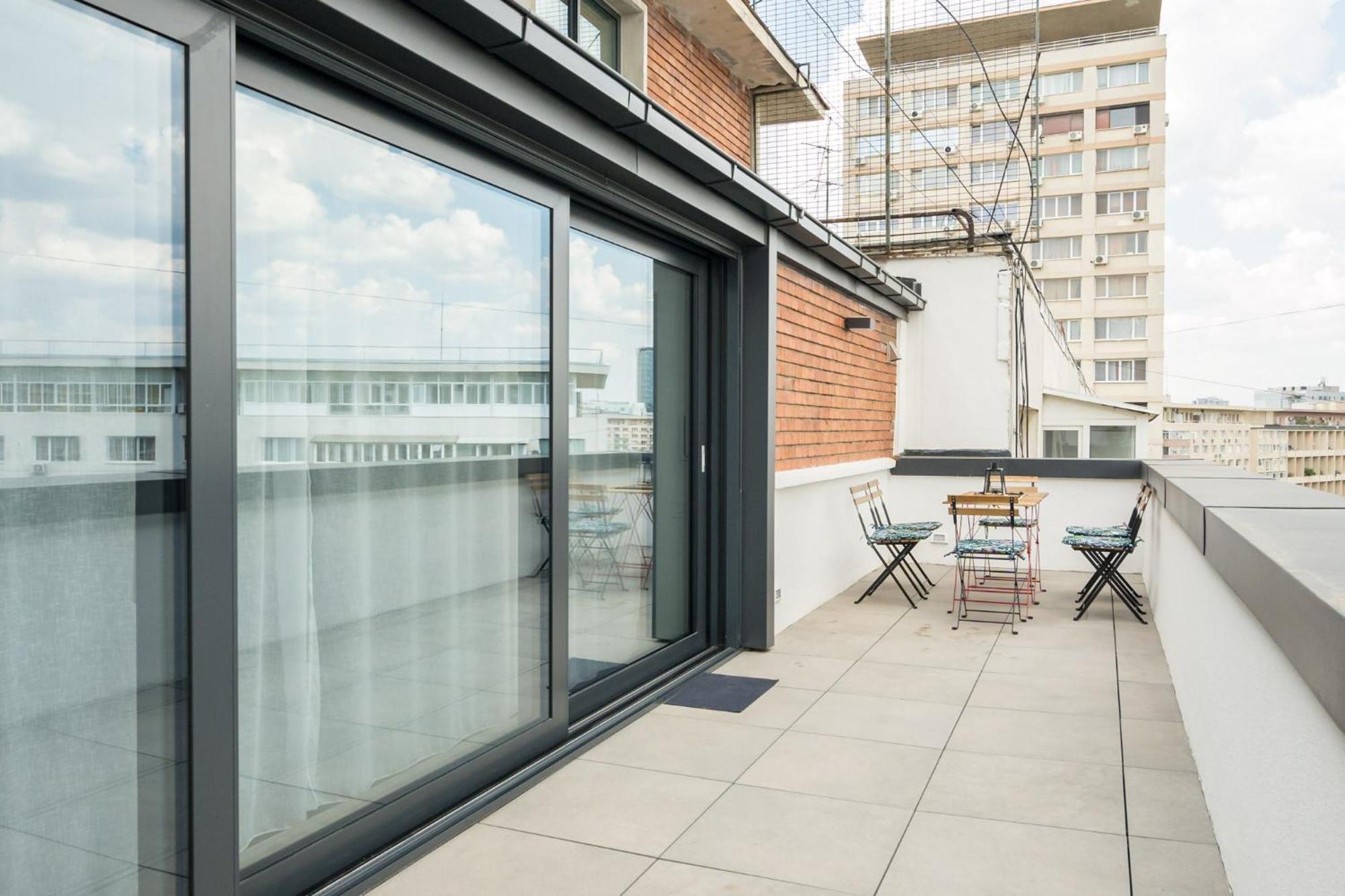 Mood Penthouse - 3Br Luxury Stay In ブカレスト エクステリア 写真